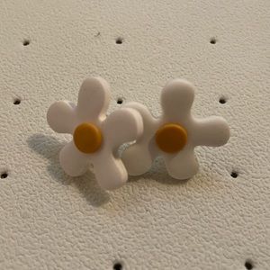 Funky flower earrings